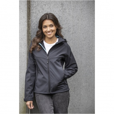 Logotrade Geschäftsgeschenke das Foto: Coltan Softshelljacke aus recyceltem Material für Damen