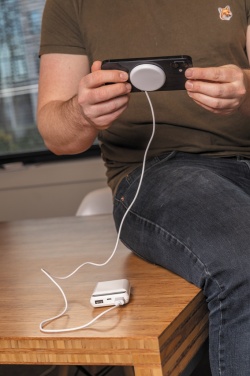 Logotrade Werbeartikel das Foto: 5W magnetischer Wireless Charger