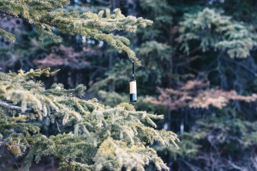 Logotrade Firmengeschenke das Foto: Bambus- und RCS-Recyclingplastiktaschenlampe