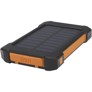 Logotrade Werbeartikel das Foto: Altair 10 W 5000 mAh robuste Solar Powerbank aus recyceltem Kunststoff mit integrierter Taschenlampe