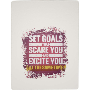 Logotrade Geschäftsgeschenke das Foto: Clast A4 Klemmbrett mit Magnetverschluss und RCS recyceltem Kugelschreiber (schwarze Mine)