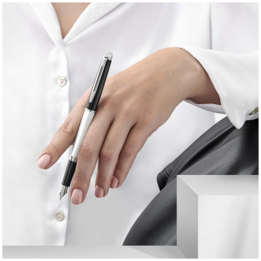 Logotrade promotional giveaway image of: Hemisphere colour blocking fountain pen with palladium trim