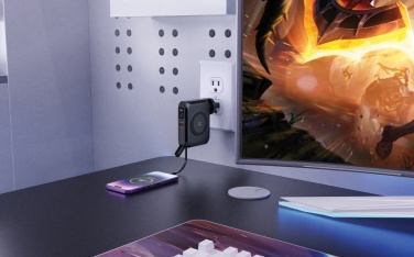 Logo trade promotional giveaway photo of: Urban Vitamin Oxnard 5 in 1 65W universal charger