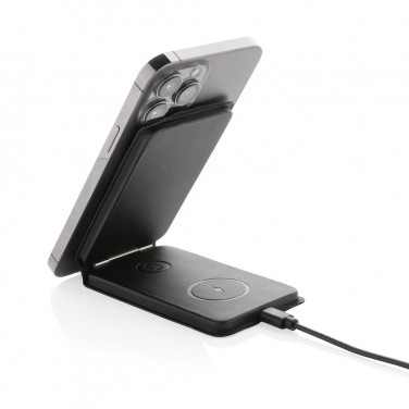 Logo trade corporate gifts picture of: Swiss Peak RCS rPU 15W  3-in-1 magnetic wireless charger