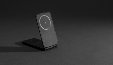 Logo trade promotional item photo of: Swiss Peak RCS rPU 15W  3-in-1 magnetic wireless charger