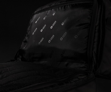 Logotrade promotional gifts photo of: Swiss Peak RFID duffle with suitcase opening