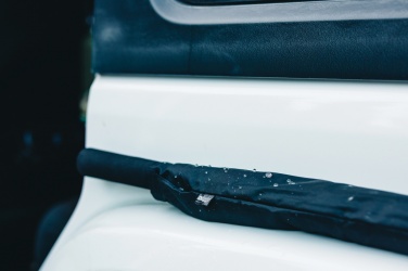 Logo trade promotional gifts picture of: Swiss Peak Aware™ Ultra-light manual 25” Alu umbrella