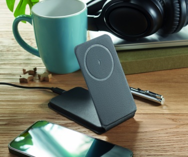 Logotrade promotional product picture of: Foldable magnetic charger 15W