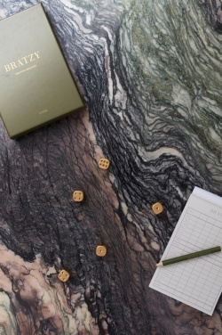 Logotrade ärikingid pilt: VINGA Bratzy kohvilauamäng