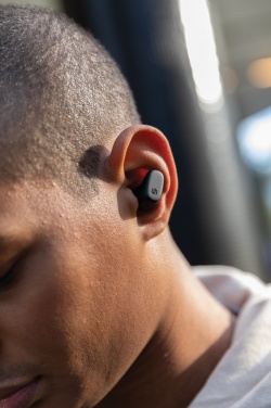 Logotrade reklaamtooted pilt: Urban Vitamin Gilroy hübriidsed ANC ja ENC kõrvaklapid