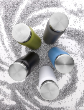 Logotrade reklaamtoote foto: RCS Taaskasutatud roostevabast terasest vaakumpudel 600ml