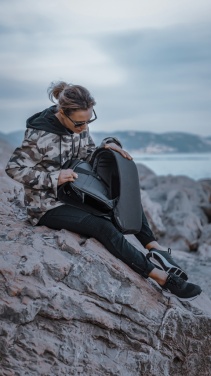 Logo trade firmakingitused foto: Bobby Hero tavaline, vargusevastane seljakott