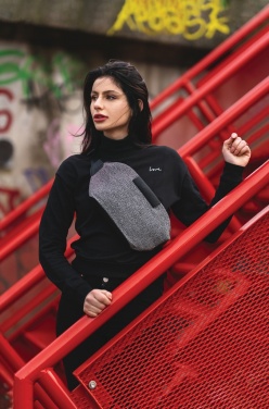 Logotrade ärikingi foto: Õlakott Urban Bumbag