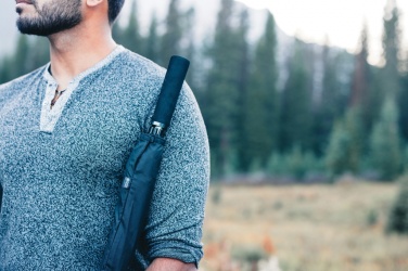 Logotrade reklaamkingid pilt: Swiss Peak Aware™ ülikerge manuaalne 25-tolline alumiinium vihmavari