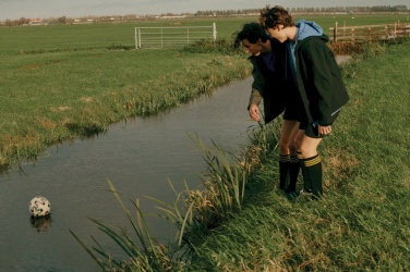 Logotrade ärikingi foto: Iqoniq Makalu meeste taaskasutatud polüestrist softshell jakk
