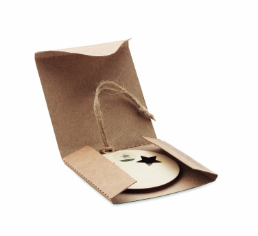 Logotrade meene foto: Puidust jõulukuulike kuuseseemnetega