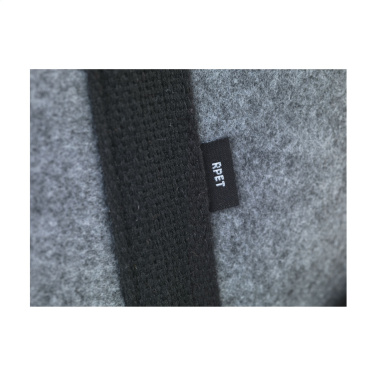 Logotrade firmakingituse foto: Feltro GRS RPET Weekend Bag reisikott