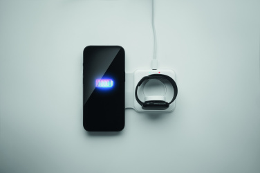 Logo trade reklaamkingituse pilt: FLIP 2-ühes kokkupandav laadija 15W