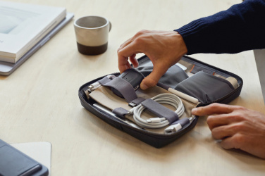 Logo trade firmakingitused foto: Bellroy komplekt tehnika tarvikute hoiustamiseks