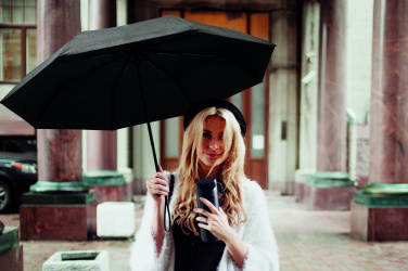 Logo trade ärikingi pilt: HITHERE kinkekomplekt termospudeli ja vihmavarjuga