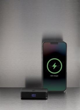 Logo trade mainoslahja ja liikelahja tuotekuva: FlashCharge 5000mAh pikalatausvirtapankki RCS muovista