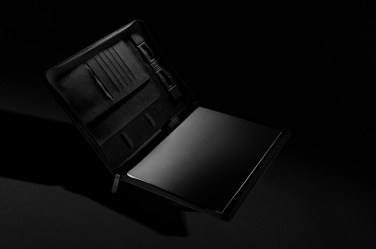 Logo trade liikelahjat mainoslahjat kuva: Swiss Peak Heritage RCS rPU A4 portfolio vetoketjulla