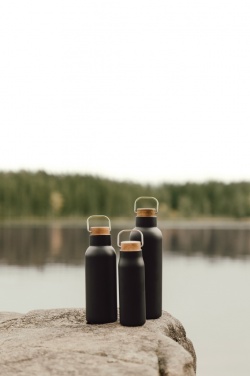 Logotrade mainostuotet kuva: VINGA Ciro RCS kierrätetty teräs tyhjiöpullo 800 ML