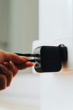 Logotrade liikelahjat kuva: Urban Vitamin Santa Cruz RCS 70W GAN laturi