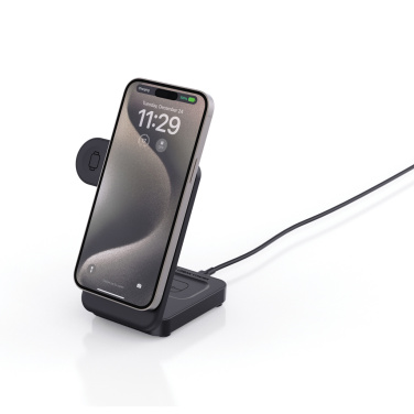 Logotrade mainoslahja tuotekuva: Urban Vitamin Arcadia RCS rplast 15W 3in1 magn. laturi