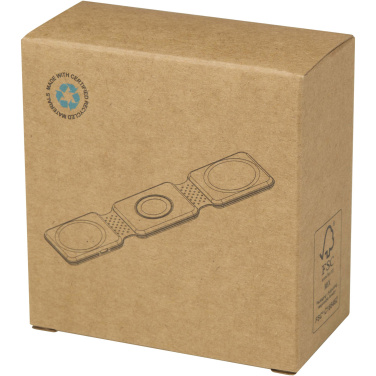 Logotrade mainoslahja tuotekuva: Armus 15 W:n kierrätetystä muovista valmistettu 3-1 taittuva langaton laturi