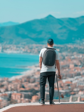 Logotrade reklaminiai produktai nuotrauka: Bobby Hero Maža kuprinė nuo vagystės