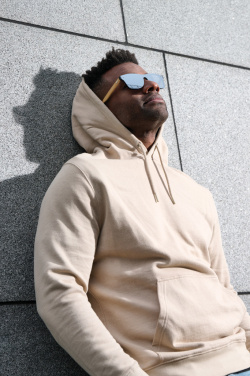 Logotrade firminės dovanos nuotrauka: Prism RCS perdirbto plastiko akiniai nuo saulės su bambuko rėmeliu