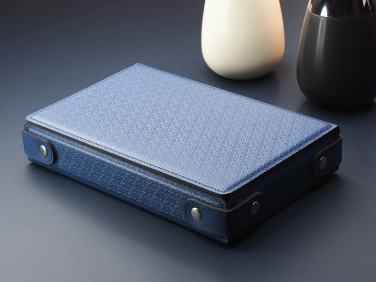 Лого трейд pекламные cувениры фото: Коробка для счетов 1661243