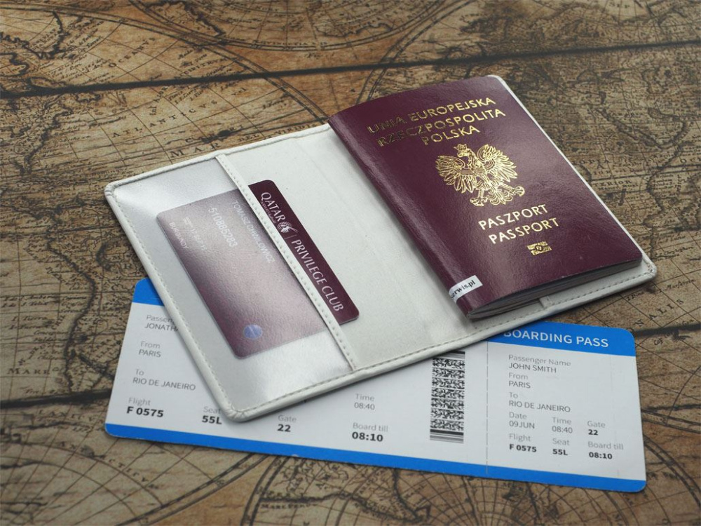 Логотрейд бизнес-подарки картинка: Чехол для паспорта 209119