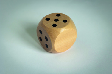 Лого трейд pекламные подарки фото: Schima wooden dice 5cm dia