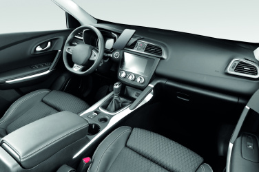 Логотрейд pекламные продукты картинка: 15W magnetic car charger