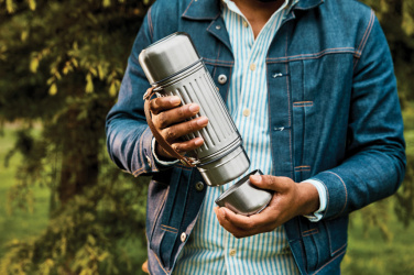 Логотрейд pекламные подарки картинка: Фляга Black+Blum Explorer Duo 1 л