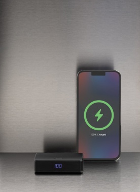 Logotrade reklamprodukter bild: FlashCharge 10.000mAh powerbank snabbladdning, RCS rplast