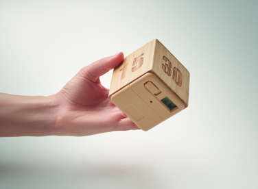 Logotrade reklamprodukter bild: Snooze-timer i bambu med twist